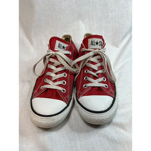 Red Low Top Converse Sneakers Mens 7, Womens 9